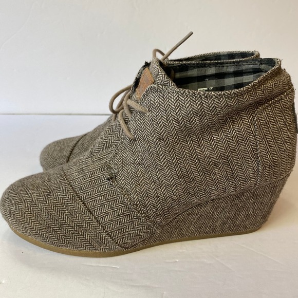 TOMS 'Desert' Herringbone Wedge Bootie - Picture 3 of 16